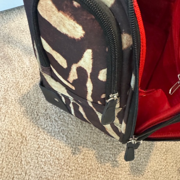 Brown and Cream Rolling Travel Bag - Picture 8 of 16